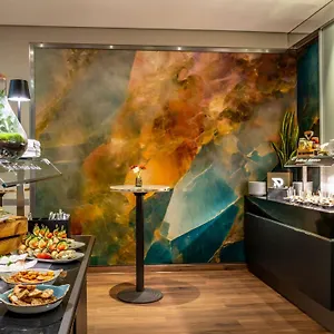 4* Ξενοδοχείο Mercure