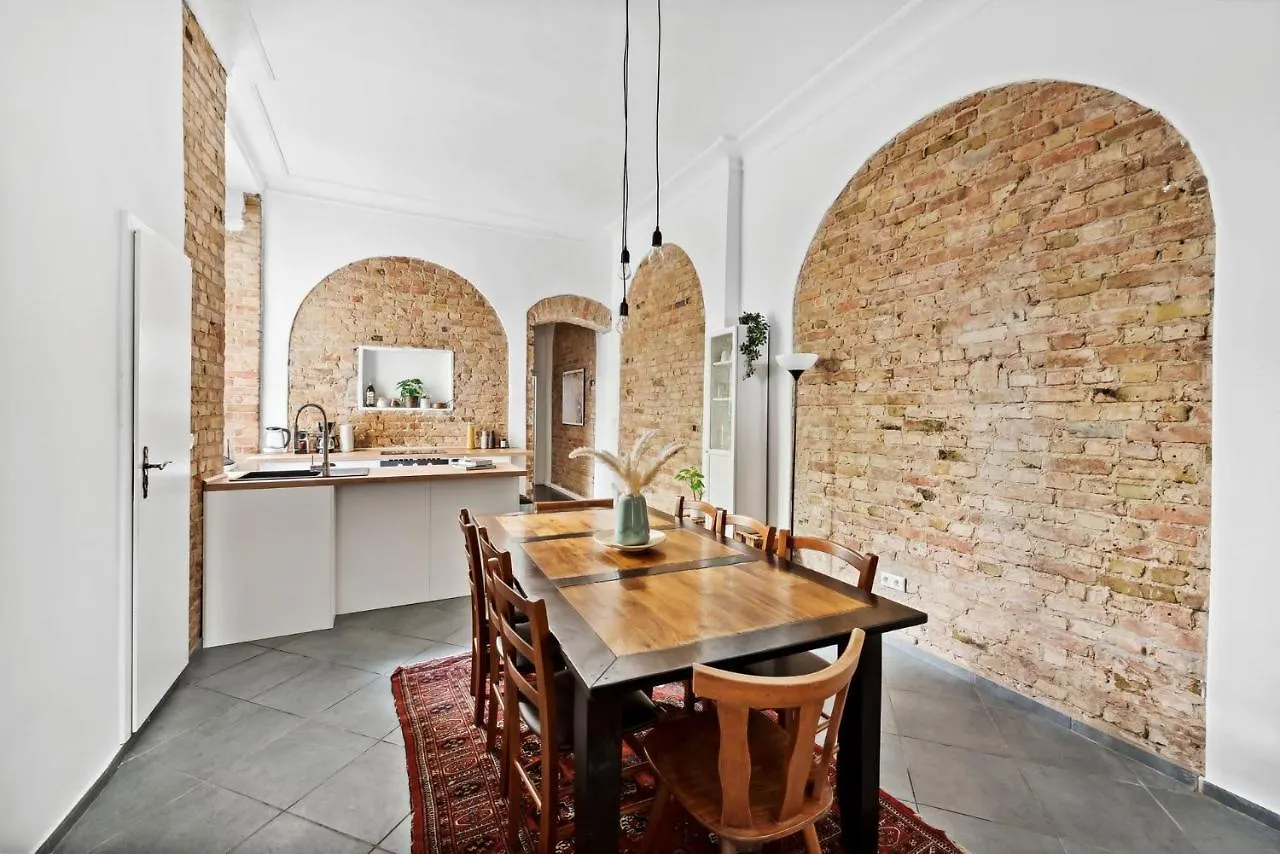 Arbio I Rustic Loft In Reuterkiez Apartment Berlin